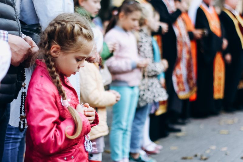 Un millón de niños rezan el rosario