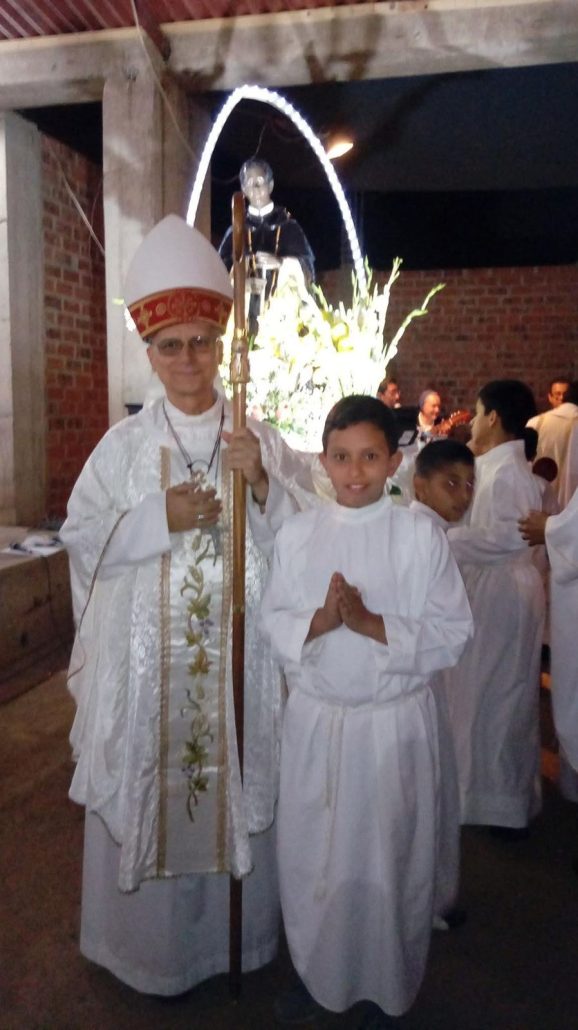 monaguillo del Papa en Chiclayo
