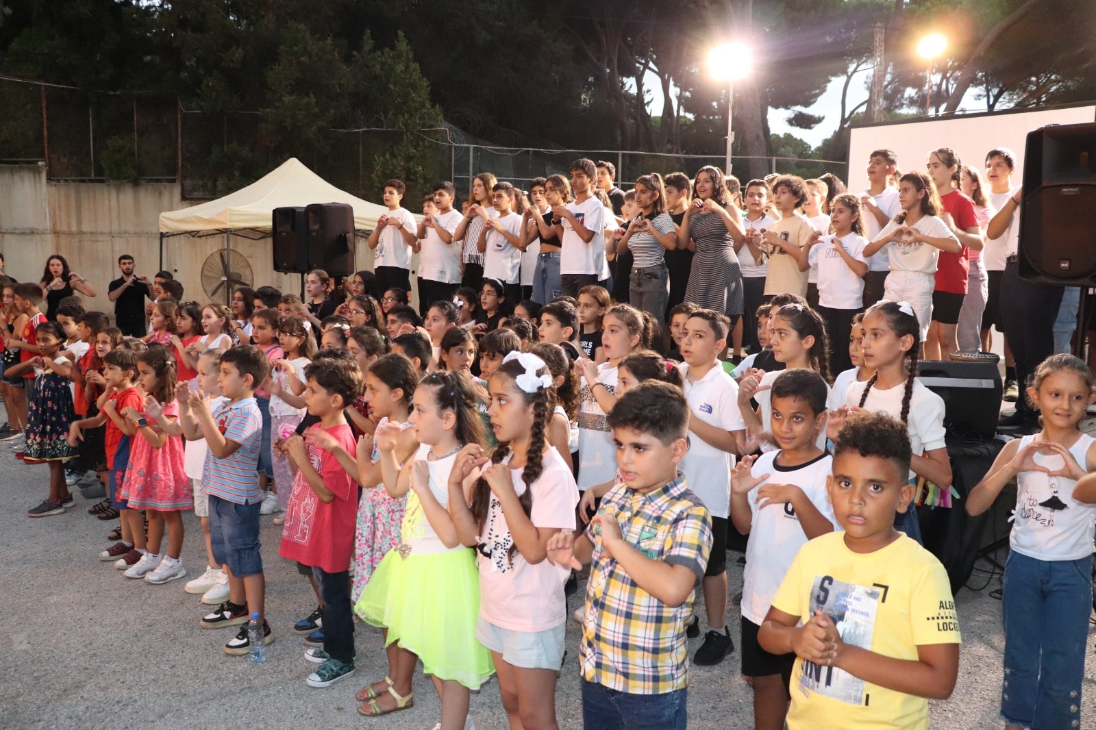 Campamentos de verano en zonas de conflicto