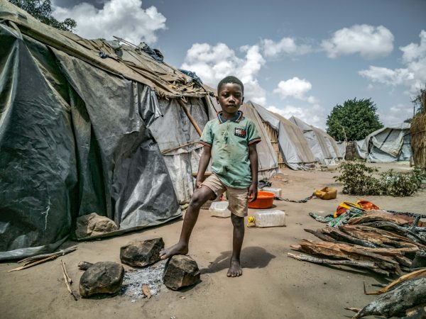 Desplazados por ataques yihadistas en Mozambique