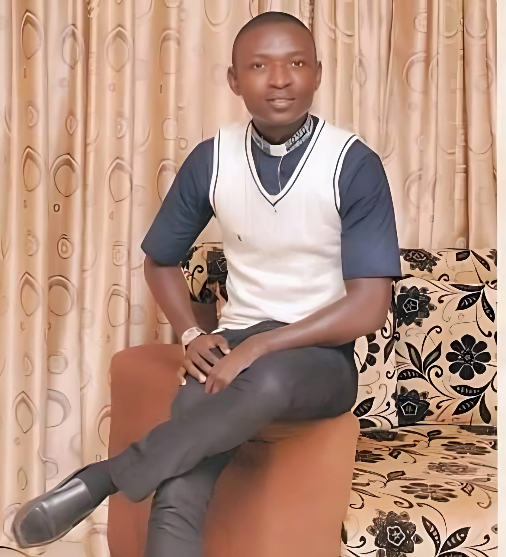 sacerdote secuestrado en Nigeria