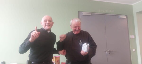Asistente eclesiástico de ACN